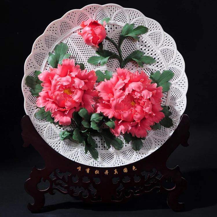 16 inch Luoyang red peony flower hanging plate Home Furnishing ceramic crafts decoration ornaments hollow handmade art Dehua