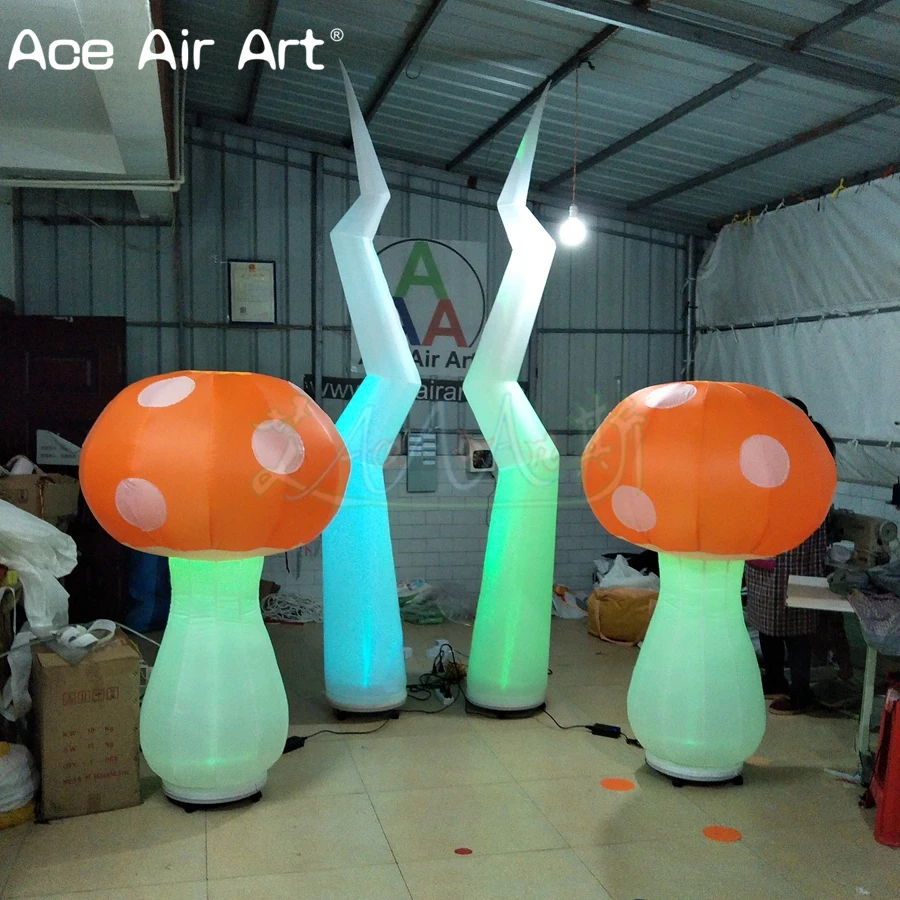 Glowing Combination of Inflatable Flash Lighting Mushrooms with Colorful LED for Party on Sale