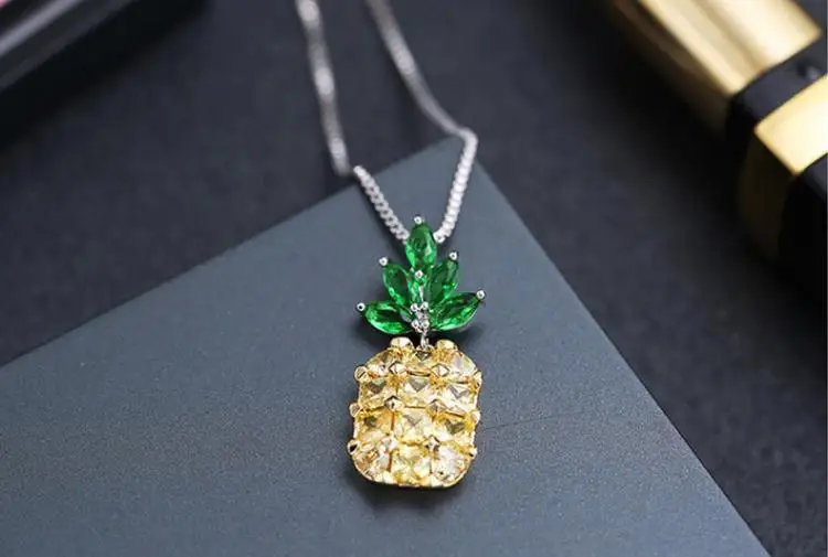 Sweet Pineapple Fruit Shine Cubic Zirconia Platinum Plated Ladies Pendant Necklaces Jewelry For Women No Fade Short Chains