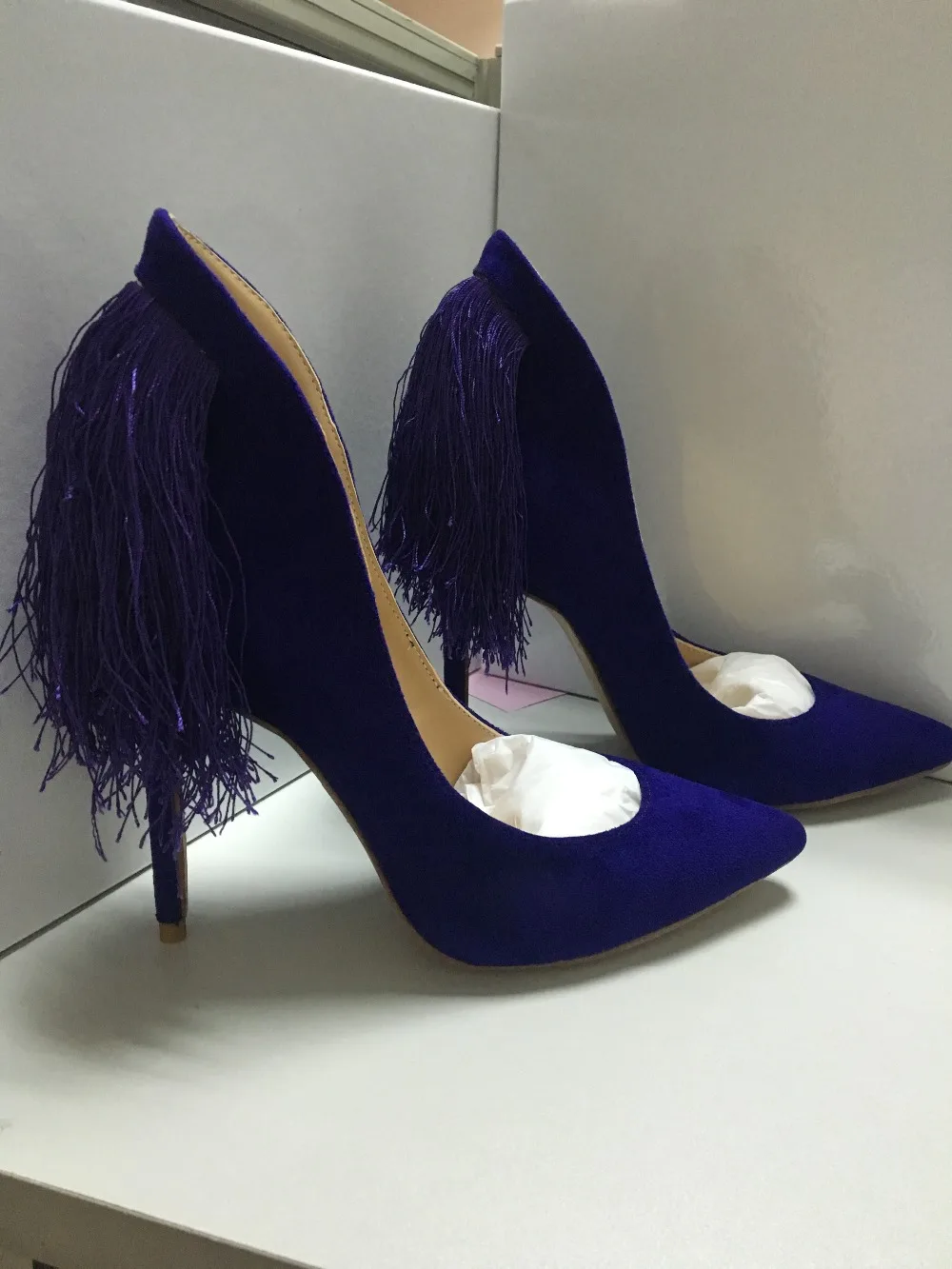 Rome Stijl Paarse Kwasten Vrouw Lente Pompen Puntschoen Naaldhak Instapper Ondiepe Suede Fringe Vrouw Jurk Schoenen