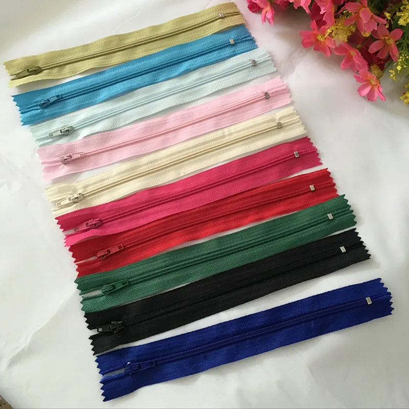 50pcs/ 10pcs 18cm Durable Nylon Closed End Zips Zippers for Sewing (Random Color)    AA7460