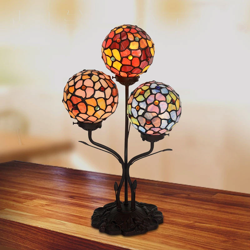 FUMAT Christmas Stained Glass Tiffany Style Handcraft Ball Desk Lamp Antique Table Lamps LED Tree Lights European Decorate Light