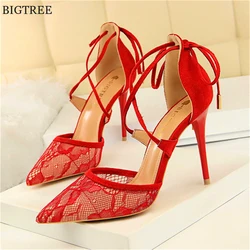 Sexy Floral Lace Mesh Pointed Toe Women Sandals 2022 Summer Fashion Hollow Cross-tied Woman High Heels Party Shoes Dress Pointed