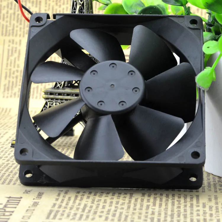 Free Shipping For NMB 3610KL-04W-B50, P30 DC 12V 0.43A, 92x92x25mm 2-wire 90mm Server Square cooling fan