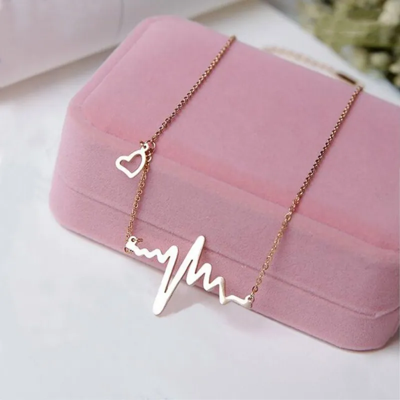 Simple Wave Heart Necklace Chic Ecg Pulse Charm Pendant Necklace Lightning Women Vintage Fashion Jewelry Accessories Gold Color