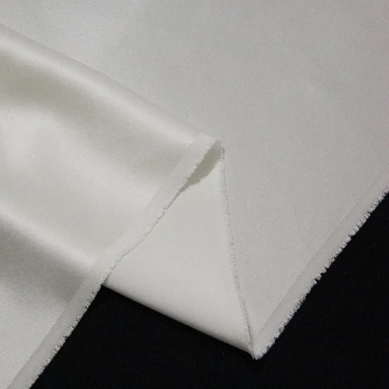 30 Meters 19 Mm Elastic Silk Satin Fabric 95% Mulberry Silk 5% Spandex Off White Color 140 Cm 108 Cm Wide Small Wholesale