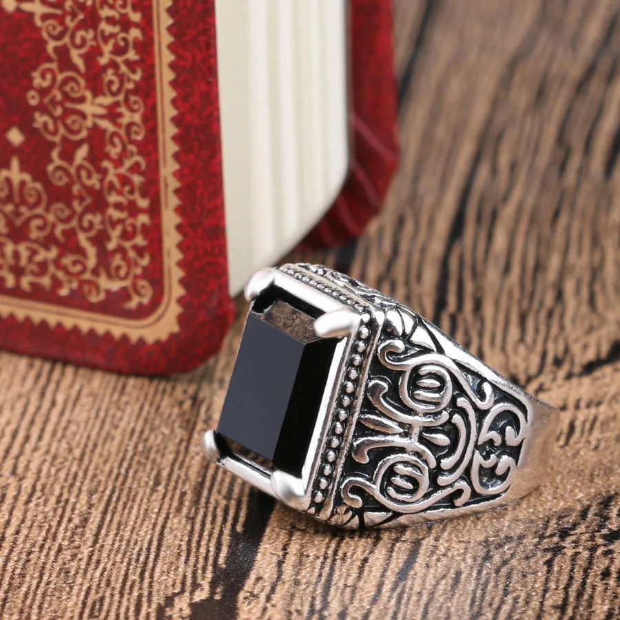 Ethnic Tibetan Silver Jewelry Vintage Textured Signet Ring Punk Rock Square Black Stone Ring For Men Accessories Gift