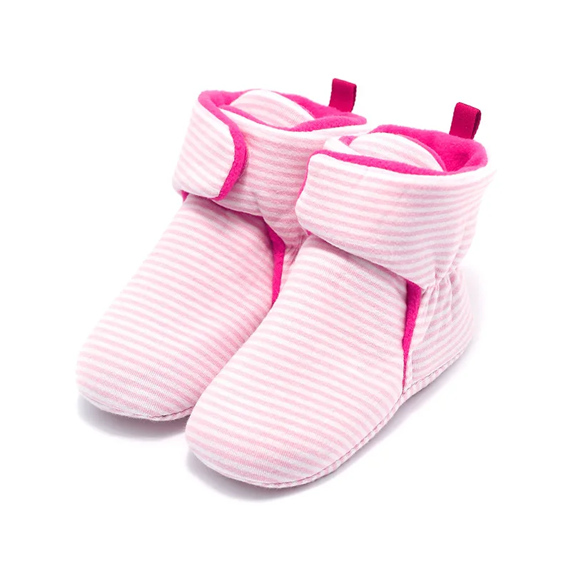 Noworodek noworodek buciki Unisex Cozie syntetyczny polar Bootie zimowe ciepłe niemowlę kołyska dla małego dziecka buty klasyczne podłogi chłopcy