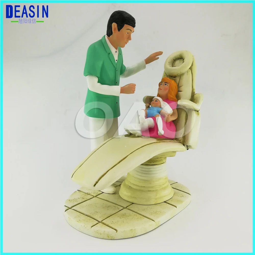 

2018 Dental cartoon character model Couple Sculpture patient Dental Clinic Decoration Furnishing Articles Creative Artwork