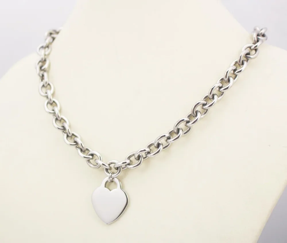 Logo Classic Plain Silvery color Heart Charm Chain Necklace Stainless Steel Women Jewelry High Quality