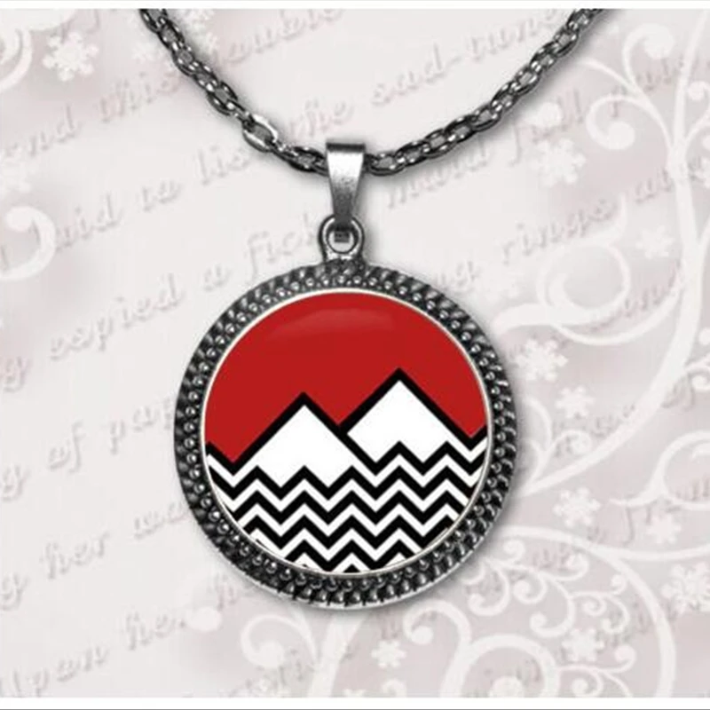 Fashion 2017 new Twin Peaks Necklace Twin Peaks Jewelry Glass cabochon necklace pendant  art gift for her or him  A-043-1 HZ1