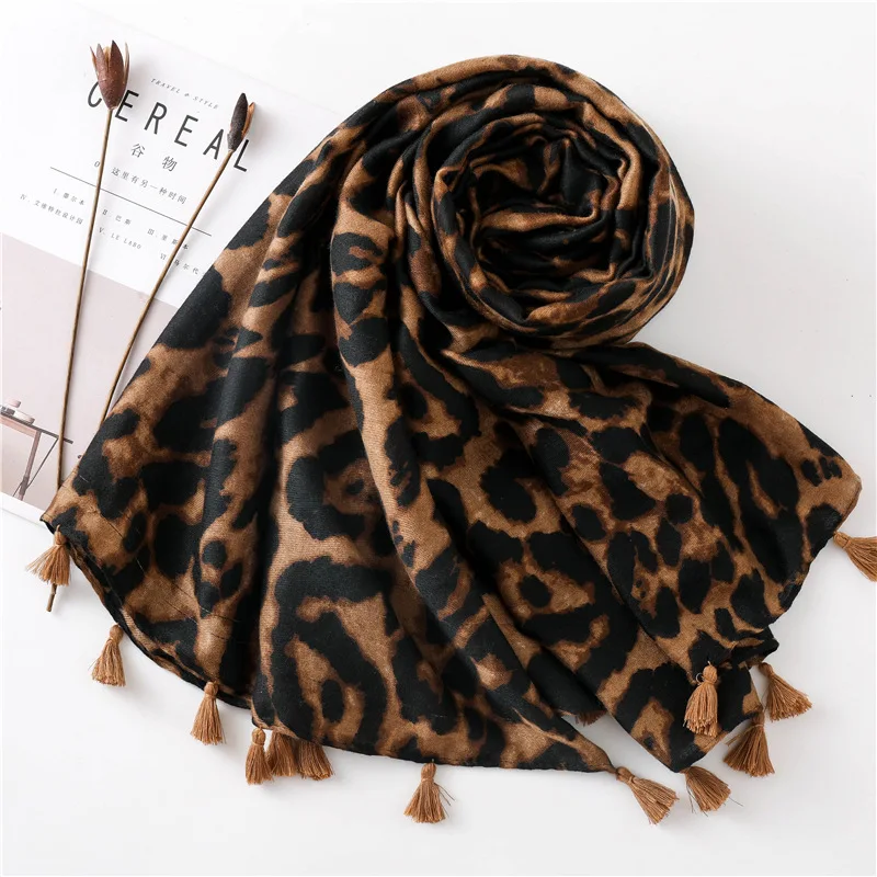2025 herbst Winter Leopard Dot Quaste Viskose Schal Schal Frauen Drucken Halstuch Snood Luxus Marke Foulards Moslemisches Hijab Sjaal – Detail 14