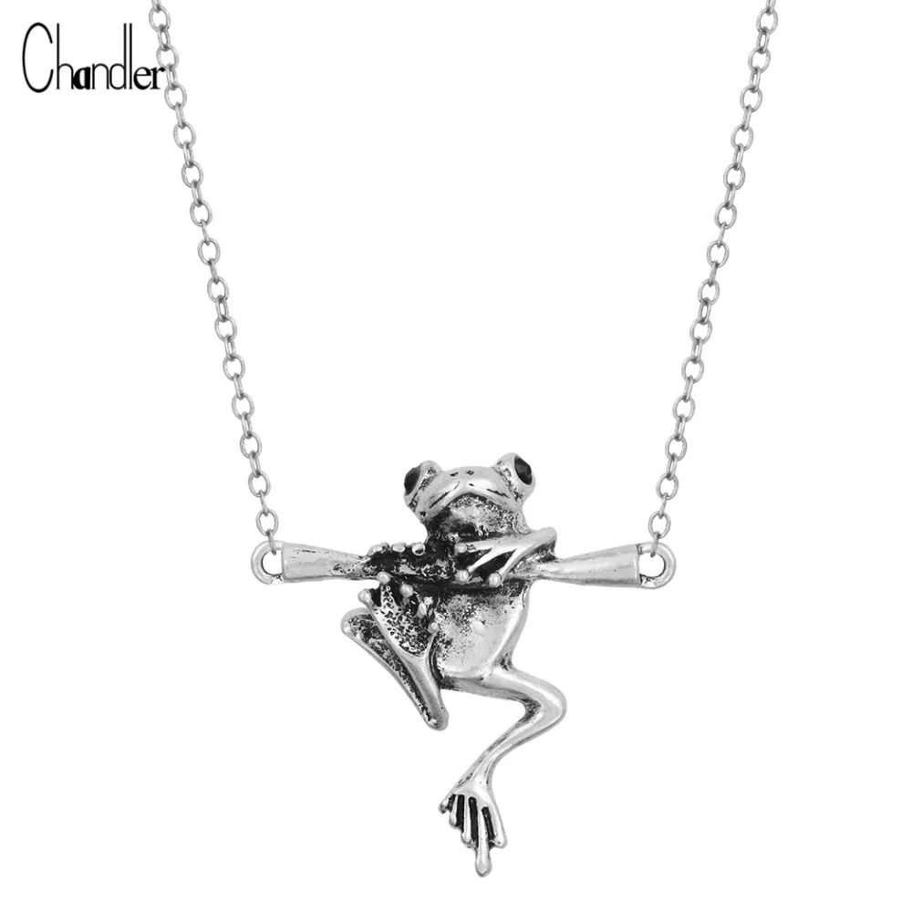 Wholesale Antique Baby Frog on a Branch Animal Unique Necklaces & Pendant For Women Men Antique Retro Brand Jewelry Homme Bijoux