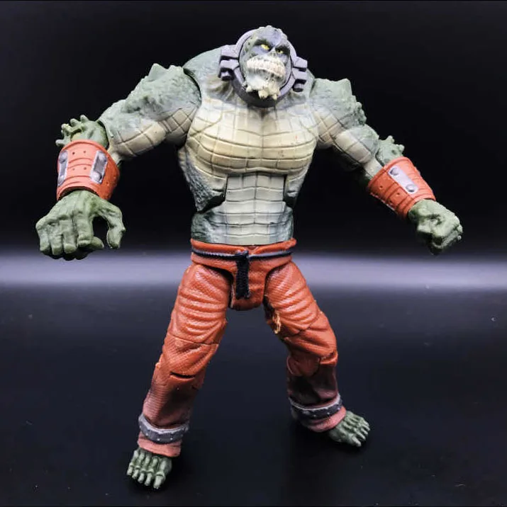 DCC Collectibles-Figurine articulée Killiercorc vs ouflage, 6 ", Multiverse