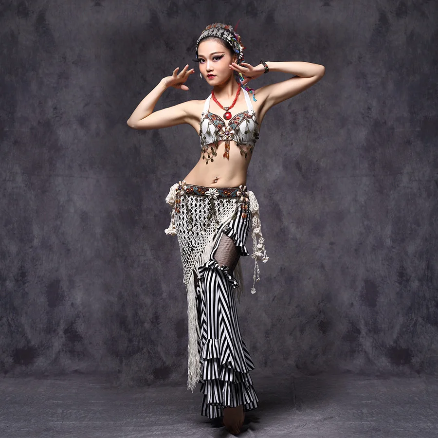 New 2018 Tribal Belly Dance Chain Bra Metallic Studs Push Up Bra B/C CUP Vintage Coins Bras Tribal Dance Tops