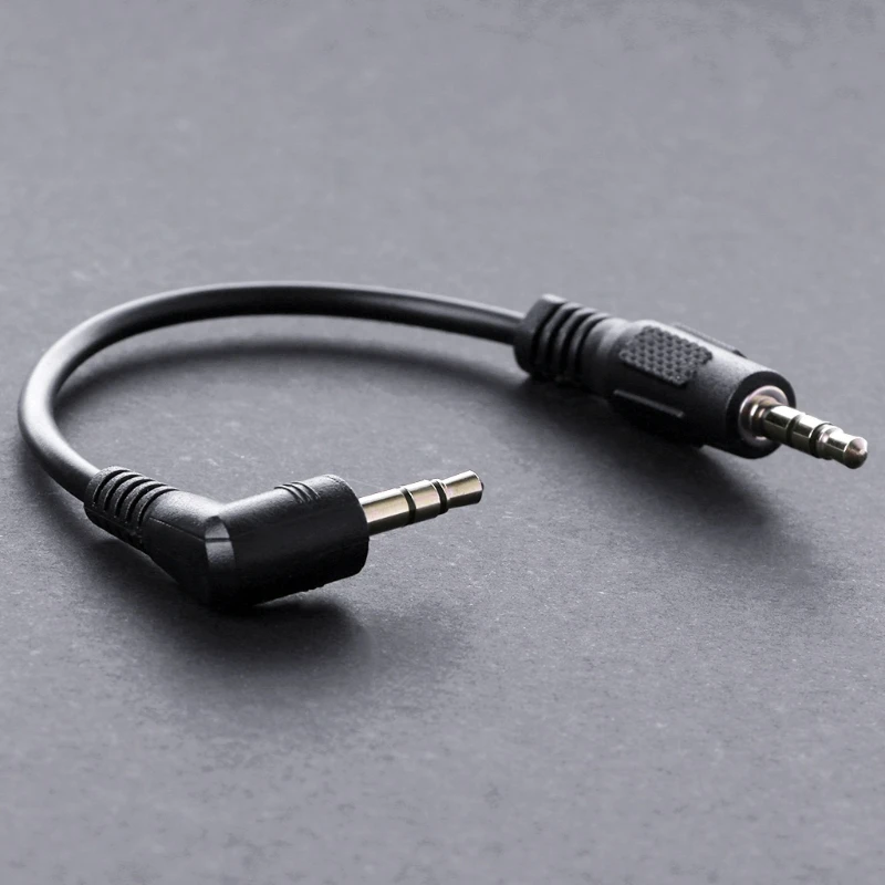 OOTDTY 10cm Auto Car Right Angle Male To Male 3.5mm Aux Jack Speaker Audio Cable Adapter