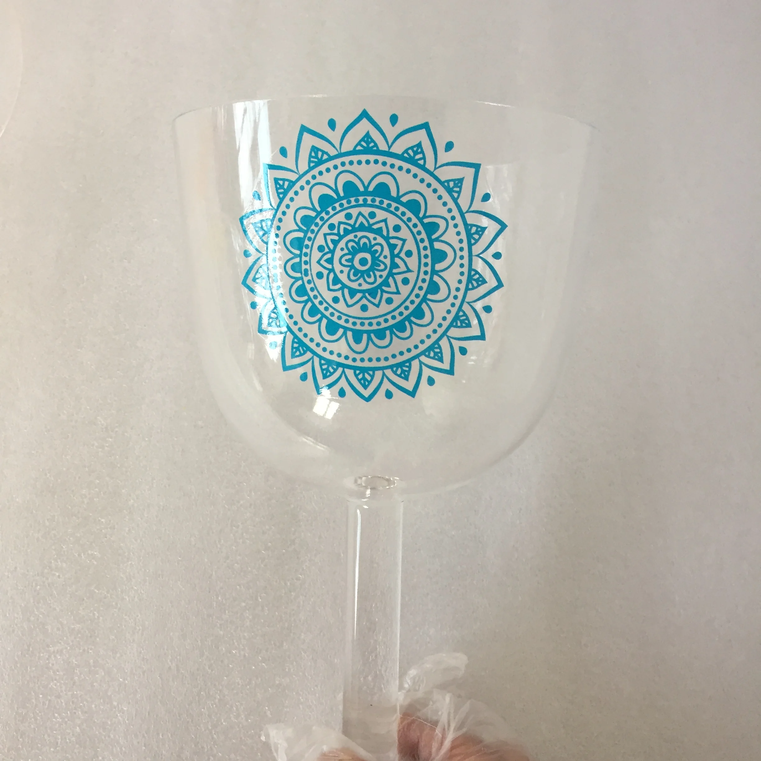 

5.25" Clear Crystal Singing handle Bowl Perfect Musical Note G with sticker for Sound Healing & Music Therapy,Balancing,Bliss.