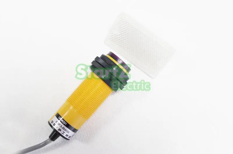 E3F3-R4NK M30 feedback reflective photoelectric switch three-wire DC NPN NO  4M