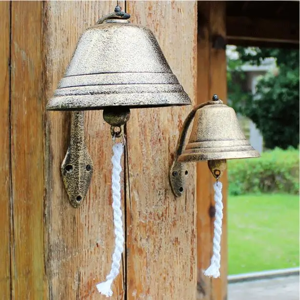 Rustic Style Cast Iron Doorbell Hanging Wall Decoration Wrought Bell Large Bell,Retro Hand Courtyard Decoration Outdoor Unique