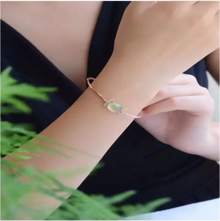 Free shipping Natural and real Prehnite Bracelets 925 sterling silver Fine jewelry gems 10*14mm 1pc