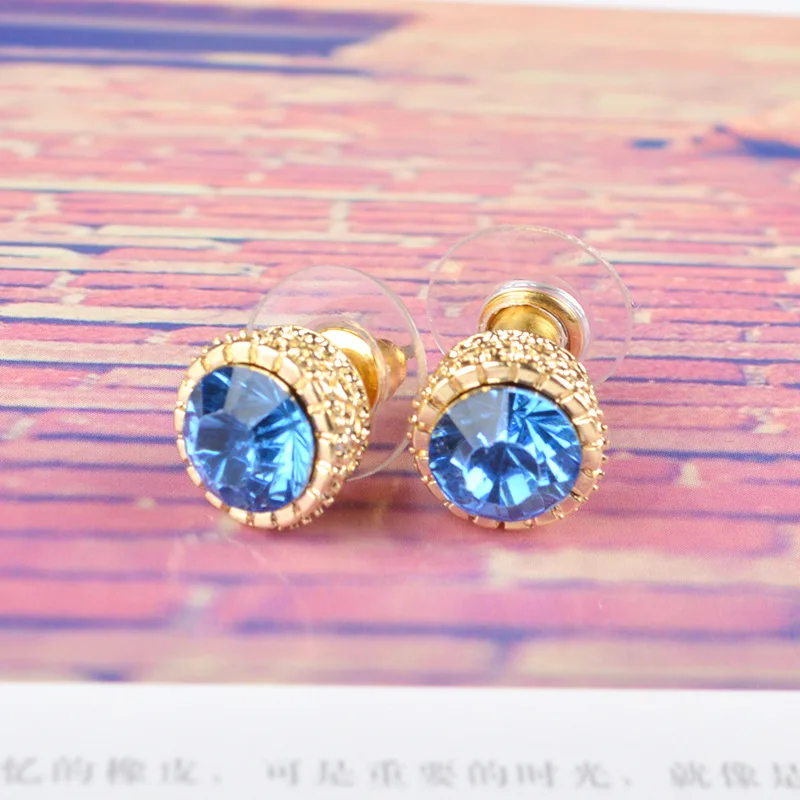 Carvejewl simple stud earrings beaded cup crystal rhinestone new fashion stud earrings for women girl jewelry Korean earrings