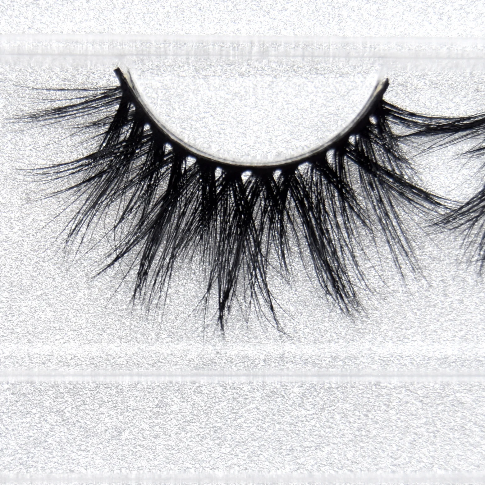 Visofree Mink Lashes Lightweight Criss-crossed Rounded False Eyelashes Handmade 25mm Mink Eyelashes Cruelty-free Lashes  E70