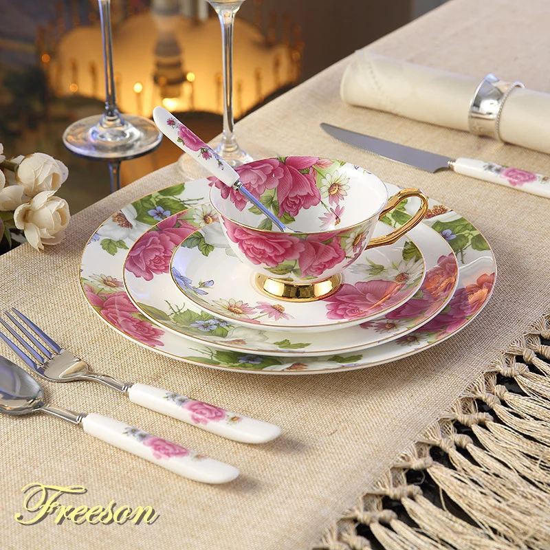 Imagem -03 - European Pastoral Bone China Louça Conjunto com Garfo Faca Pratos Pratos British Royal Avançada Porcelana Refeição Talheres Louça