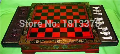 Collectibles Vintage 32 chess set with wooden Coffee table