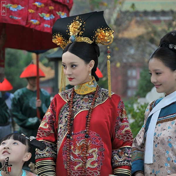 TV Play Legend of Empress Zhenhuan Costume Qing Princess Qizhuang Super Gorgeous Embroidery Phoneix and Dragon Empress Costume