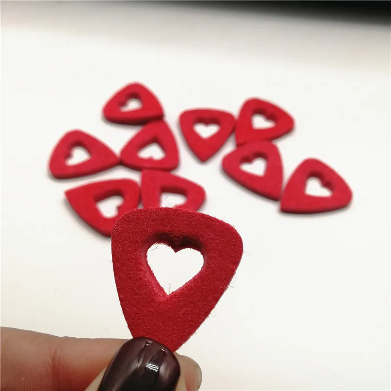 Colorful Felt Guitar Pick, Mixed Colors and Thickness, Hollow Heart Shape, Red Color, China Product