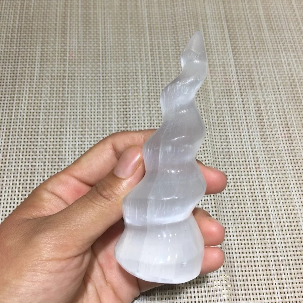 new arrivals Natural Selenite Spiral Unicorn Horn Carving Satin Spar Crystal Gemstone Reiki Healing Tower horn Home Decor