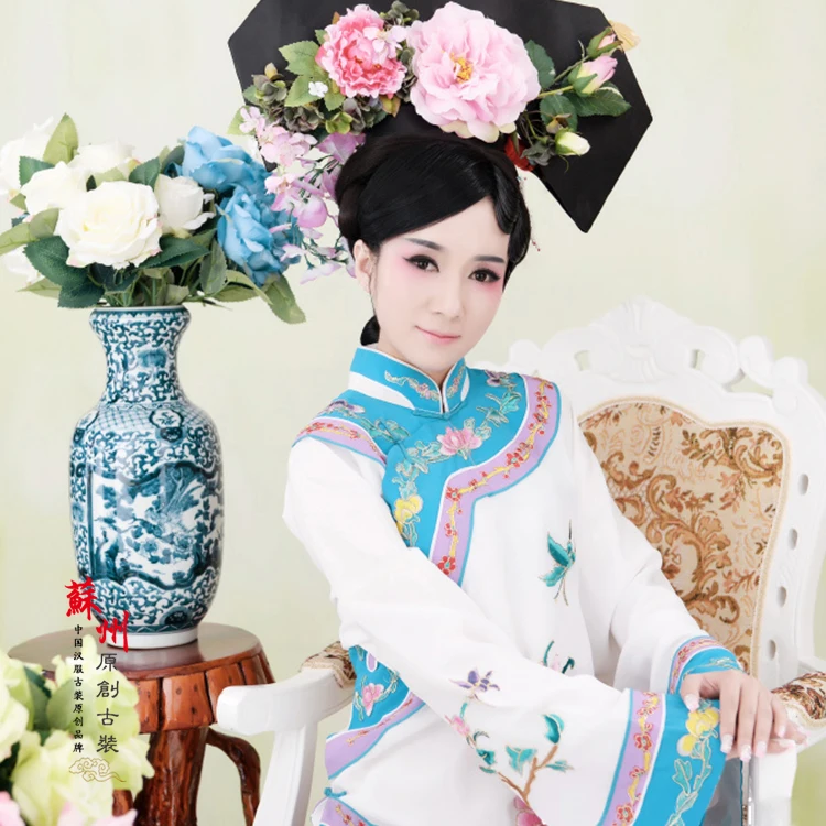 Fang Fei Photo House Costume Qing Dynasty Empress Costume with Delicate Embroidery Full Set