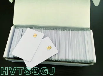 50 adet ISO 7816 Boş Beyaz pvc çip CR80 Standart boyut SLE4442 plastik kontaklı akıllı kart