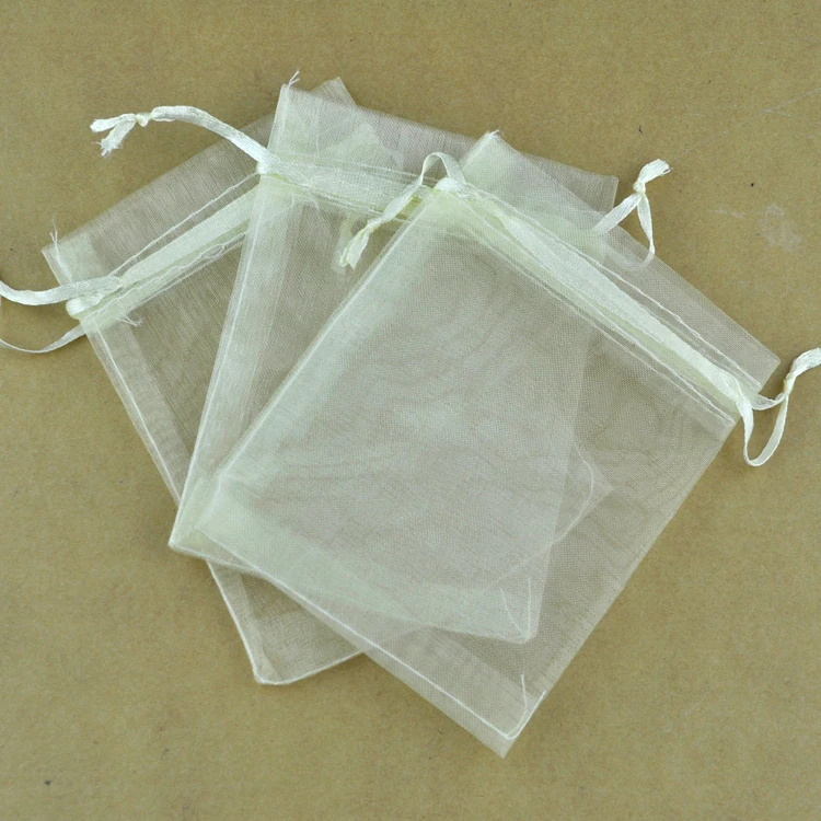 100pcs Ivory Organza Bags 13x18cm Wedding Favor Christmas Jewelry Boutique Gifts Packaging Bag Cute Organza Gift Bag Pouches