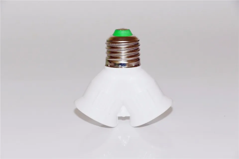 2X Adattatori Per Lampadine Da E27 A E14: Convertitori A Vite In Metallo E Plastica, Bianco/Argento - 2