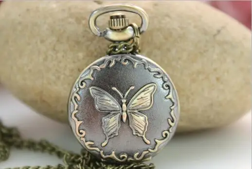 

Vintage Bronze antiques butterfly Modern hours Fashion quartz Necklace pocket watches gift PB368