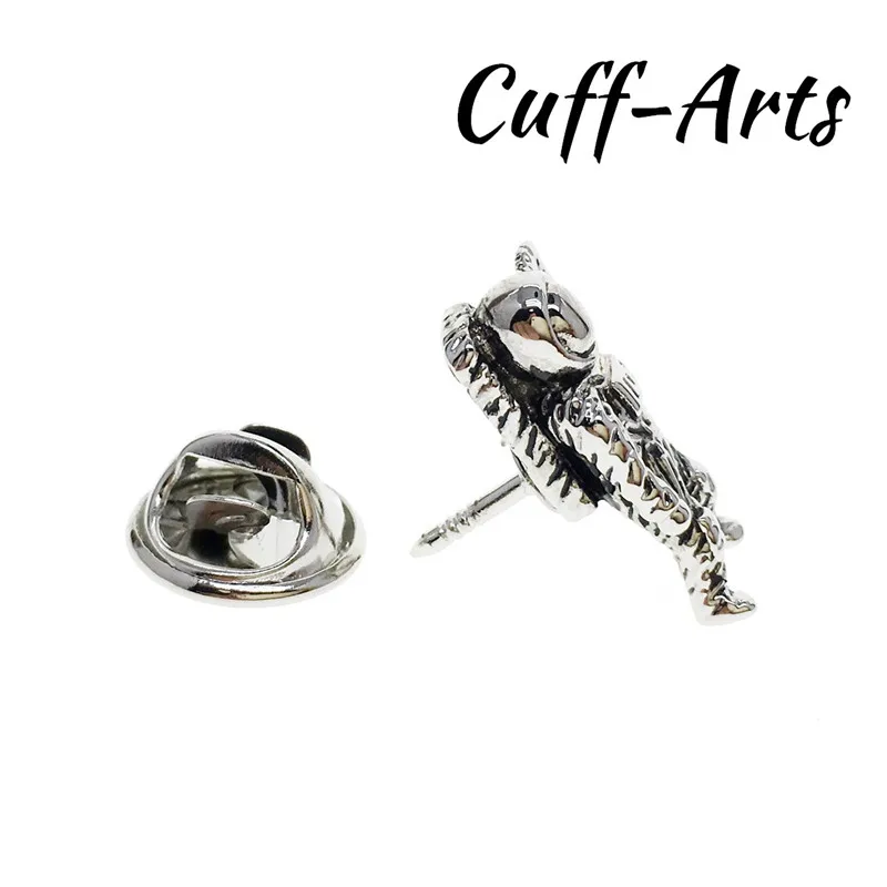 Cuffarts Trendy Men Shirts Pins Classic Astronaut Spaceman Space Alien UFO Lapel Pin Fashion Brooches Jewelry Accessories P10122