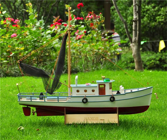 Schiffsmodell NIDALE 1/25 NAXOS RC – Ein echter Testbericht für Modellbauer, die etwas Besonderes suchen
