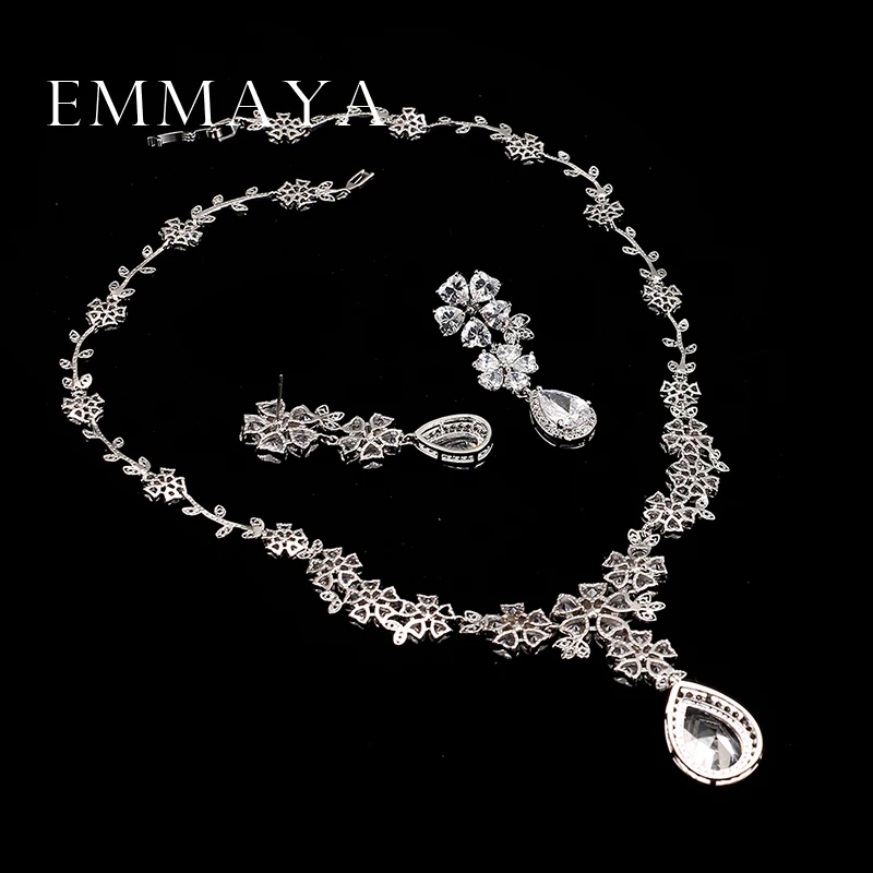 Emmaya Hot Selling Bride Classic AAA Zircon Flower Necklace Earrings Set Luxury Wedding Jewelry Sets for Women Accessories