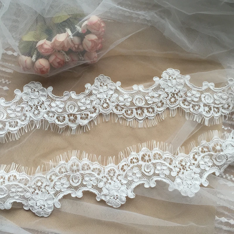 3 Yards/Lot Off White Bridal Veil Alencon Lace Trim , Floral Embroidery Chic Blossom Lace Fabric Trim for Wedding Accessory