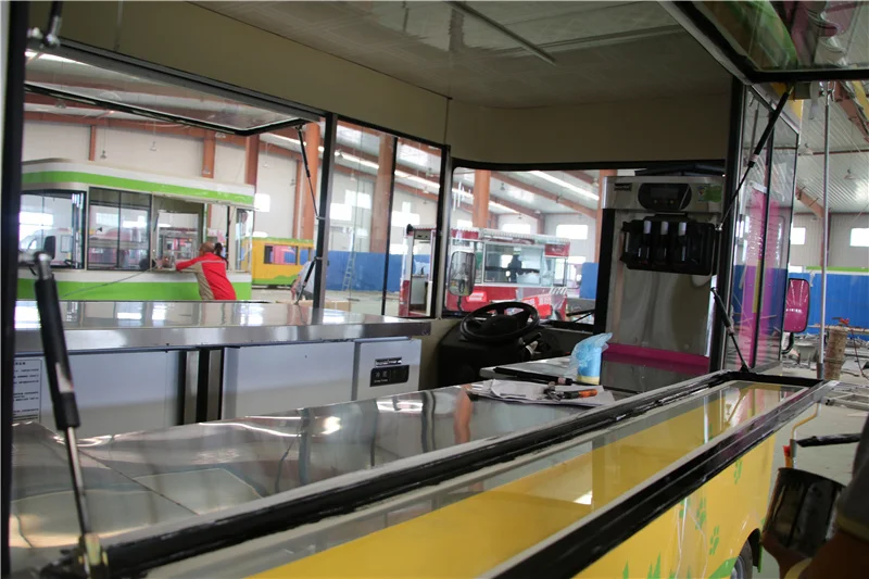 フード付きキッチン用品,バブルティー,4輪フード,犬の自動ディスペンサー