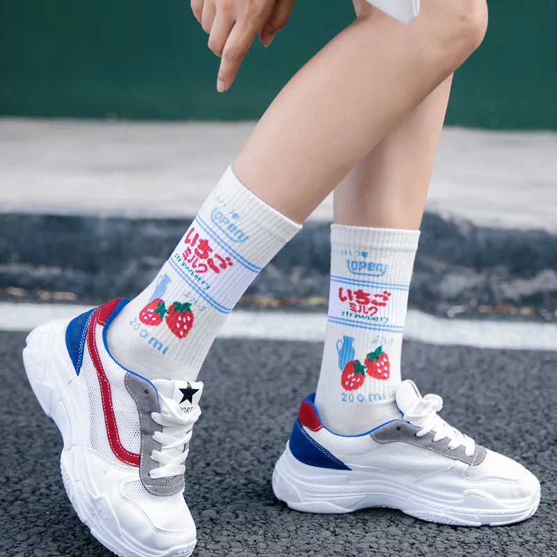 35-39 Female Ulzzang Cotton Socks Letter Milk Strawberry Pattern Pink Cute Girl Socks Women Funny Cute Socks