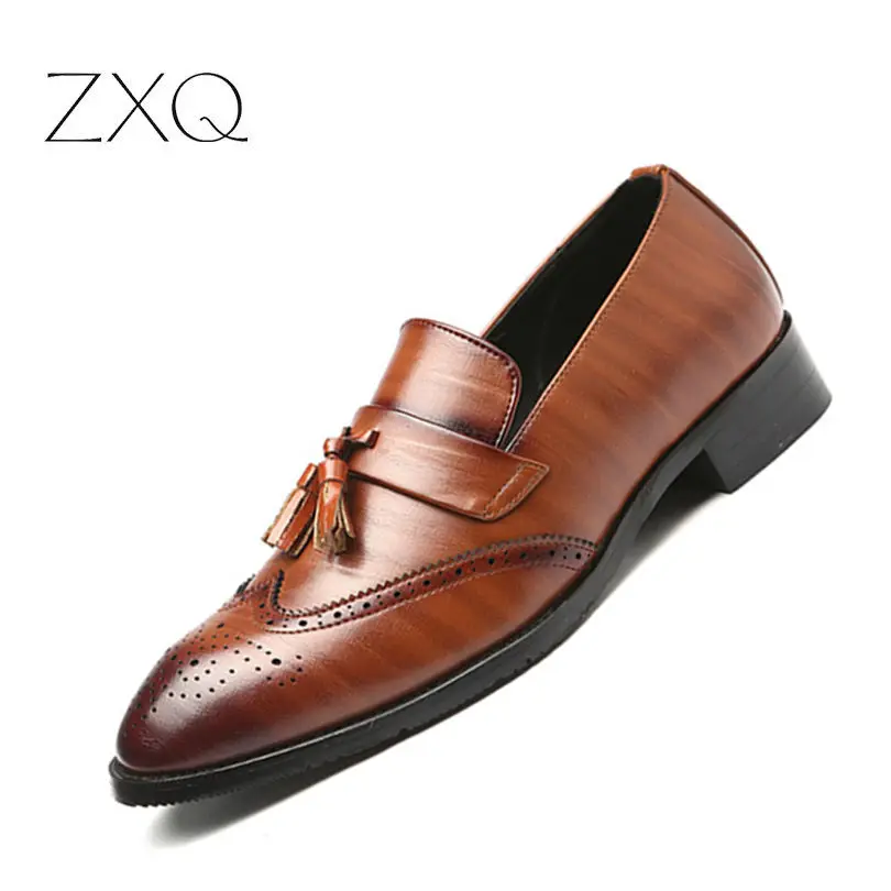 Plus Size 38-46 Men Leather Tassel Loafers Pointed Toe British Style Vintage Carving Wingtips Brogues Shoes Slip On Men Flats