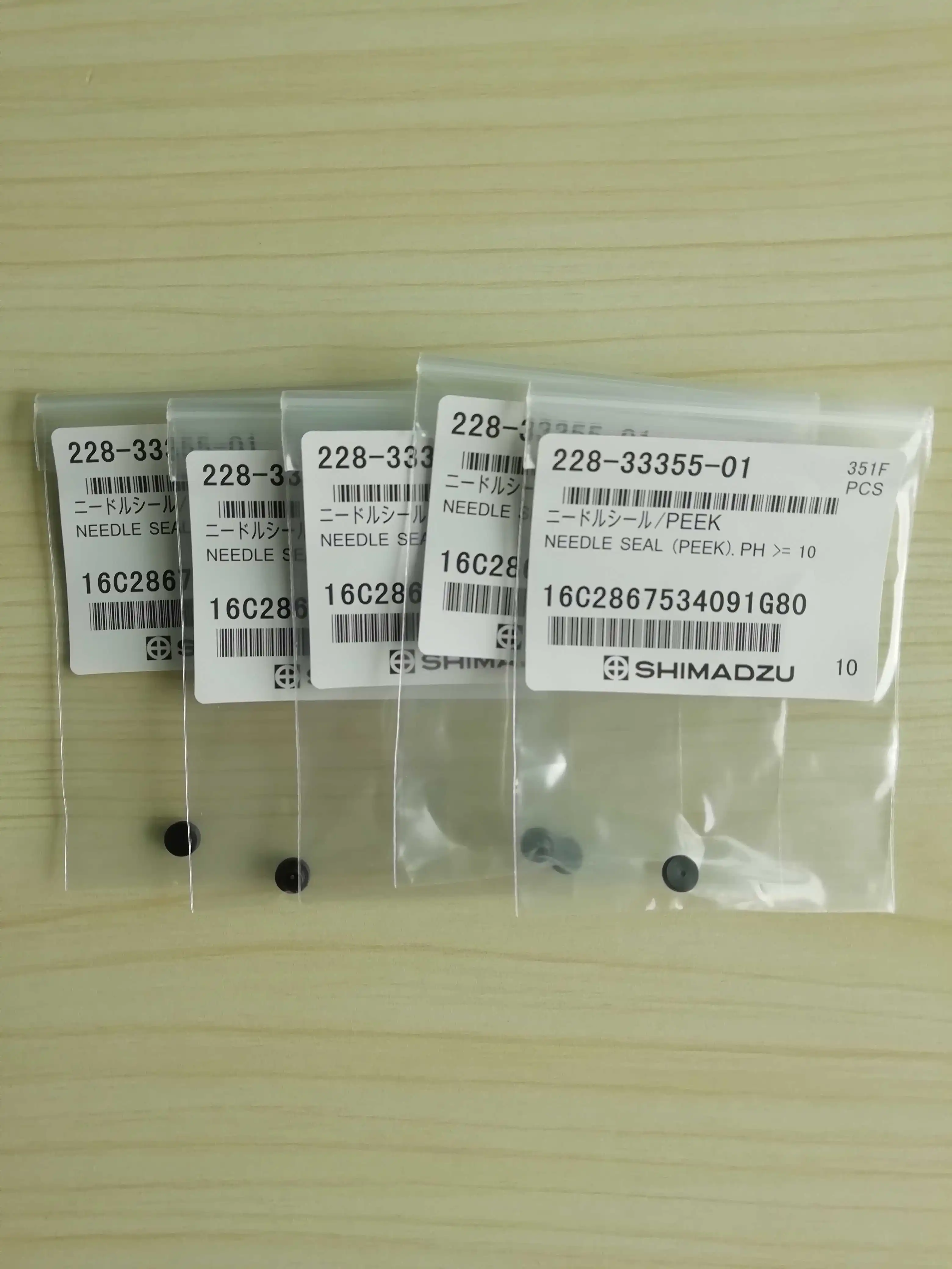 For Shimadzu Liquid Chromatography NEEDLE SEAL/PEEK 228-33355-01