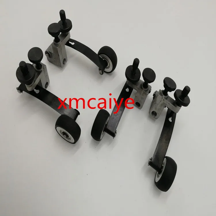 1Pair Komori lithrone Offset Printing Machine Spare Parts Komori L440 Table Runner Assembly Rubber wheel assembly