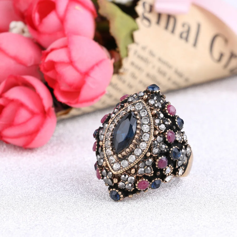 Wbmqda Ethnic Style Vintage Rings For Women Retro Crystal Flowers Red Resin Ancient Gold Color Finger Ring Turkey Jewelry