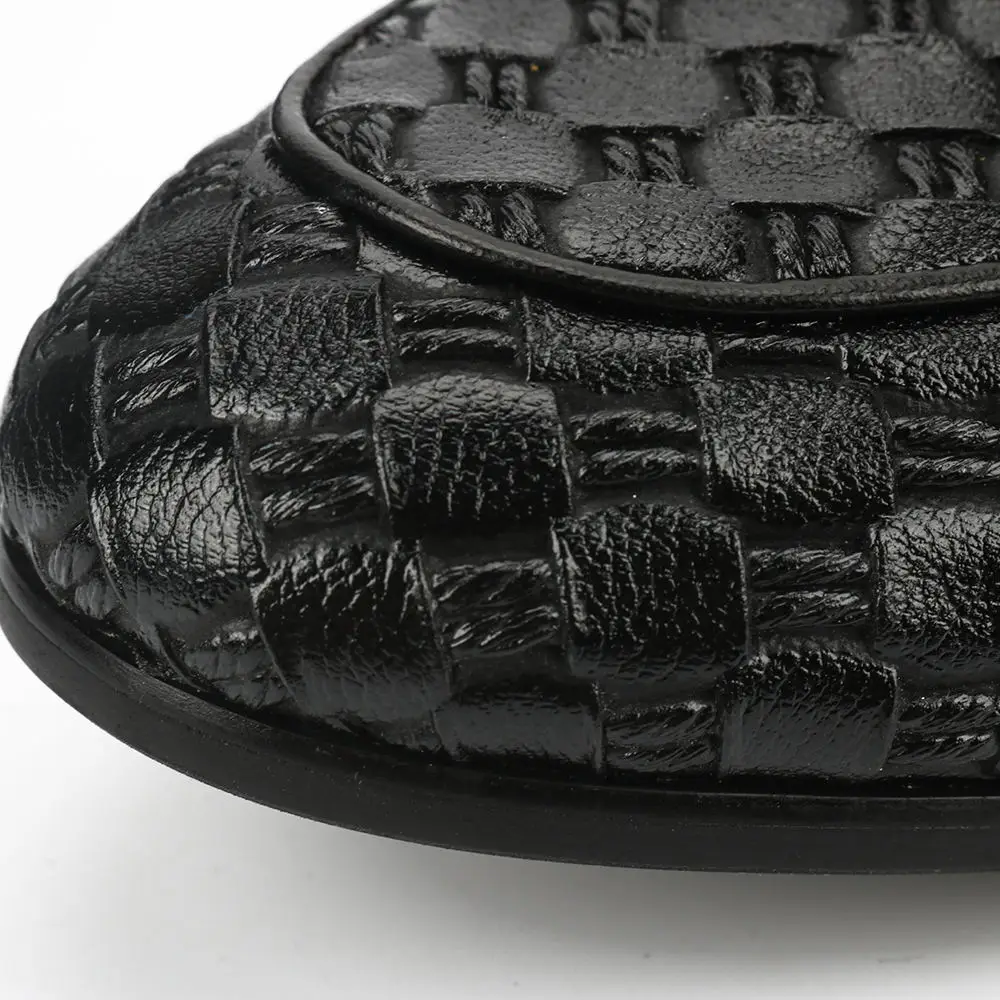 XQWFH High Quality Men Weaving Leather Shoes Men\'s Loafers Moccasins Shoes Business Wedding Tuxedo Dress Shoes Male Brand Flats