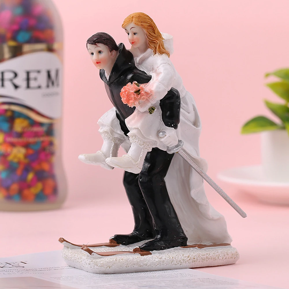 Bolafynia Wedding cake doll toy Resin Crafts Decoration Cake Decoration wedding Valentine's Day gift Skiing bride groom