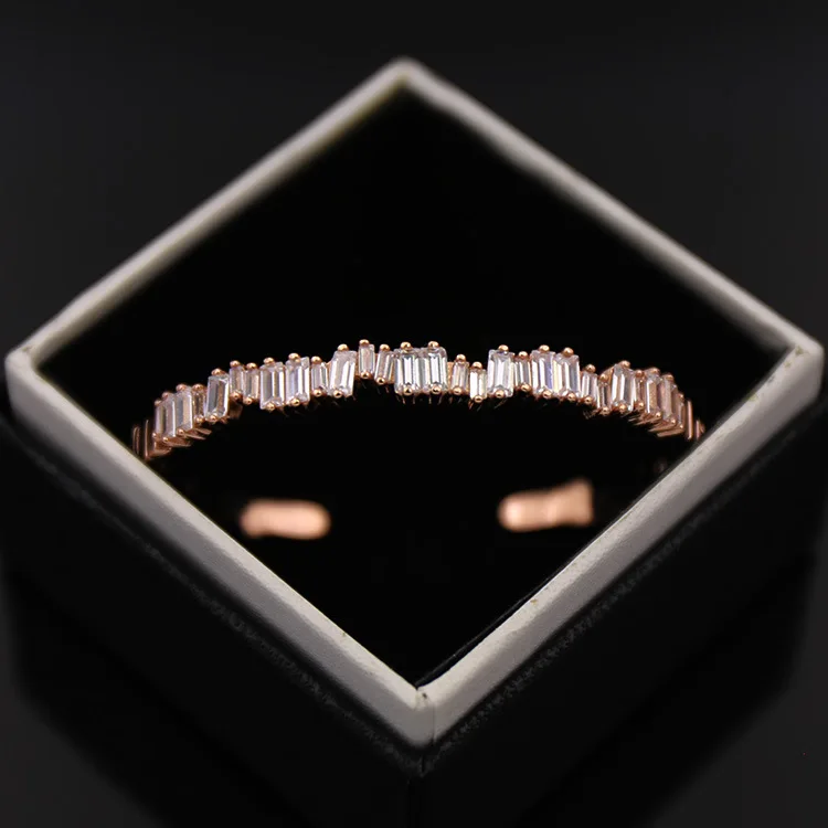HIBRIDE Fashion Gold-Color Man Women Cuff Bracelets Cubic Zirconia Baguette Bracelet Bangles For Gifts  B-76