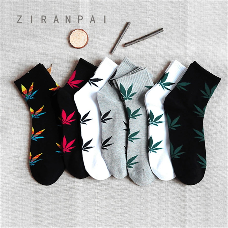 Maple Leaf Men's Socks Autumn and Winter New Cotton In the Tube Popular Ma Ye Socks Men's Large Comfort Deodorant Tide Socks